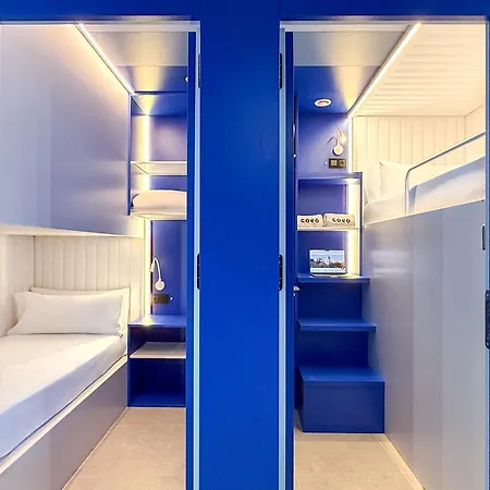 Hostel Coeo Hernan Ruiz Rooftop Pool *
