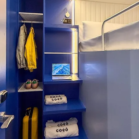 Coeo Hernan Ruiz Rooftop Pool Hostel