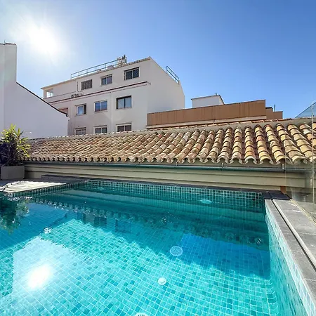 Hostel Coeo Hernan Ruiz Rooftop Pool